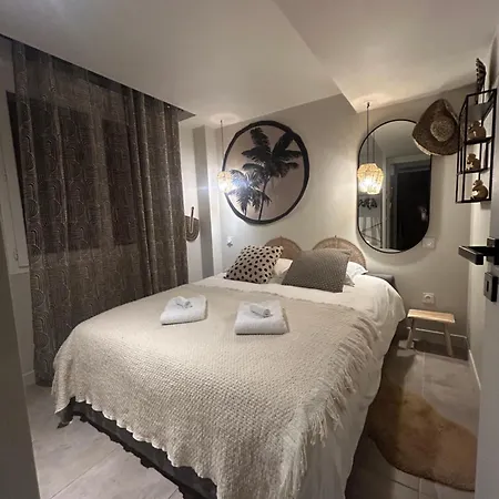 Villa Avec 200M De Jardin Prive La Sablhyeres
