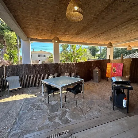 Ferienhaus Villa Avec 200M De Jardin Prive La Sablhyeres Hyères